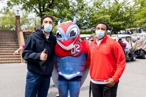 SUSB Golf Tournament Students